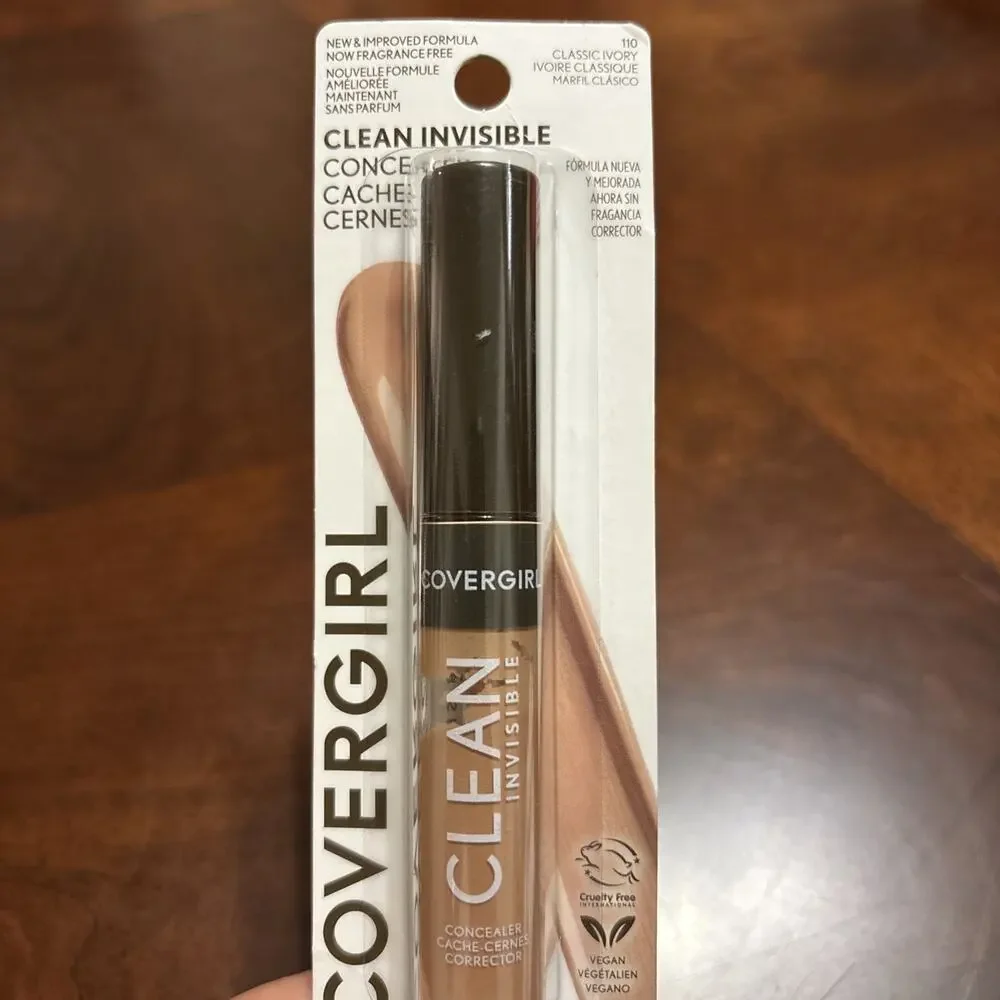 COVERGIRL Clean Invisible Concealer Classic Ivory #110 NEW